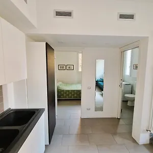 https://monteroom-apartments.emilia-romagnahotels.net