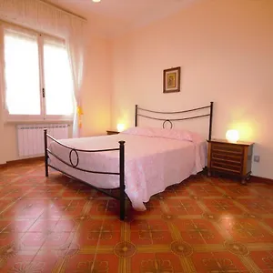 https://casa-vacanza-francesca.hotelitalianriviera.com
